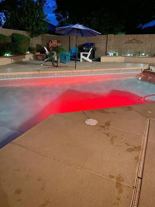 Private Paradise With Pool Heater, Spa, Billiards Avondale Bagian luar foto