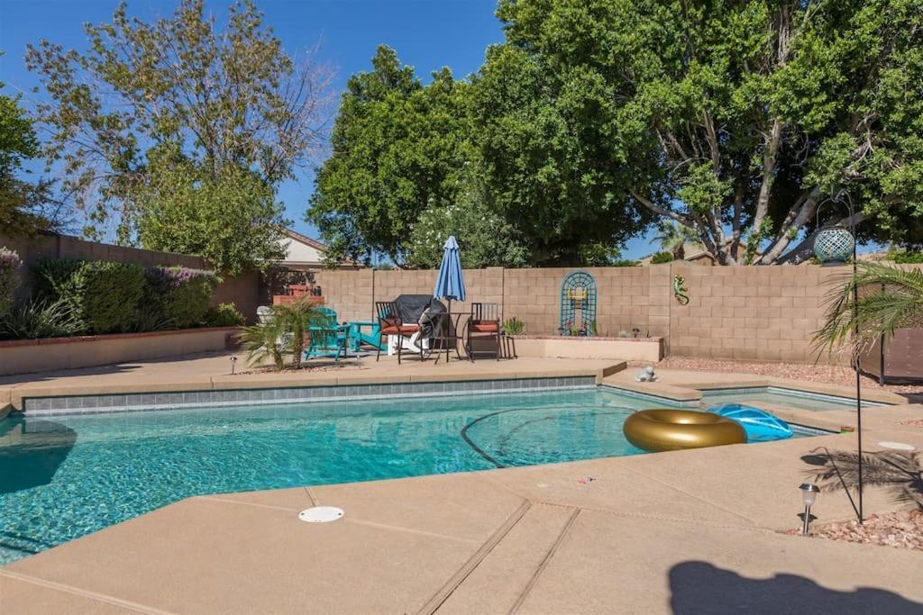 Private Paradise With Pool Heater, Spa, Billiards Avondale Bagian luar foto